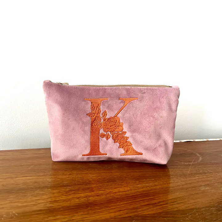 Kosmetyczka FLAT różowa „K” - Master